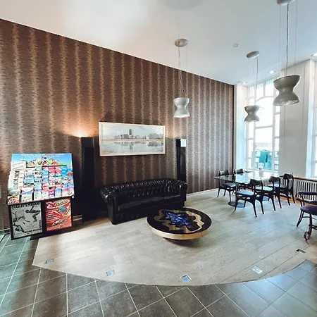 Alpha Hotel 3*