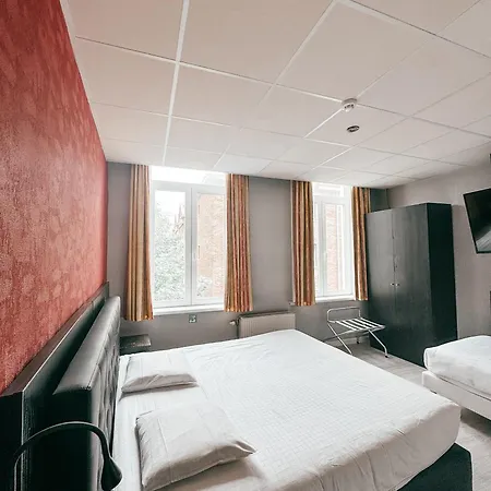 Alpha Hotel 3*
